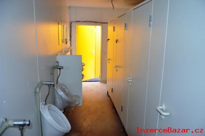 Sanitrn kontejner vybaven: WC