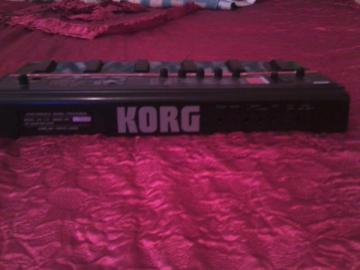 prodam kytarovy efekt KORG A. 5